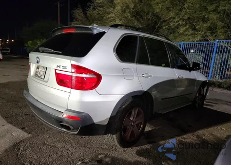 2009 BMW X5 xDrive48I from USA, damaged, VIN 5UXFE835X9L309342